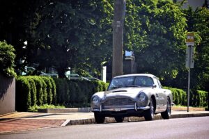 Aston Martin DB5 ジェームズ・ボンド クラシック