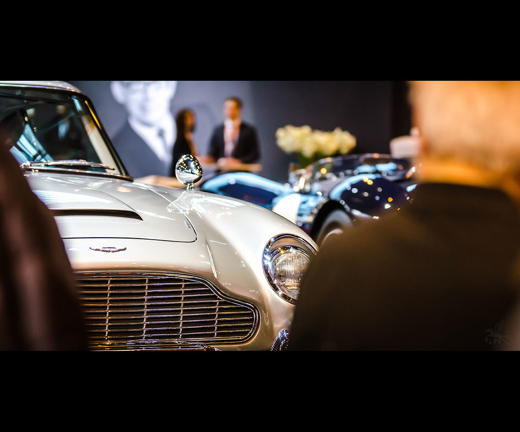 Aston Martin DB5 ジェームズ・ボンド クラシック