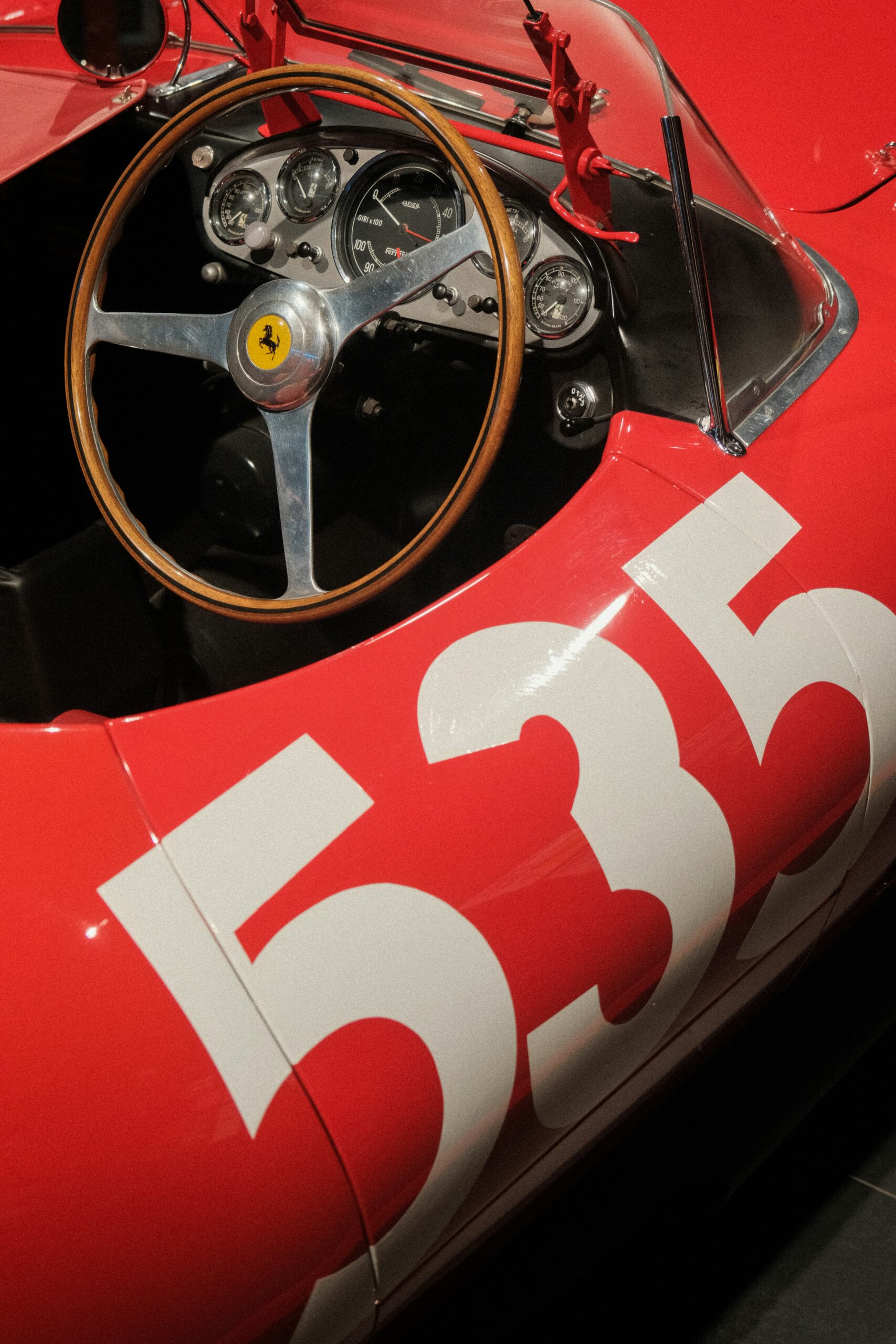 Ferrari コックピット