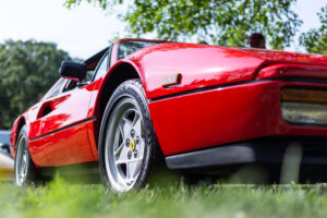 Ferrari 308 GTB クラシック レッド