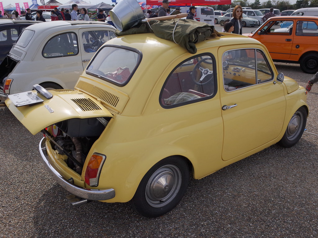 Fiat 500 Lupin III replica real car Japan event