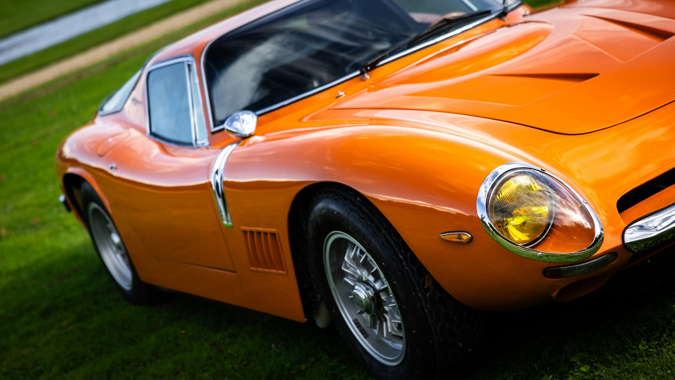 Lamborghini Miura vintage orange