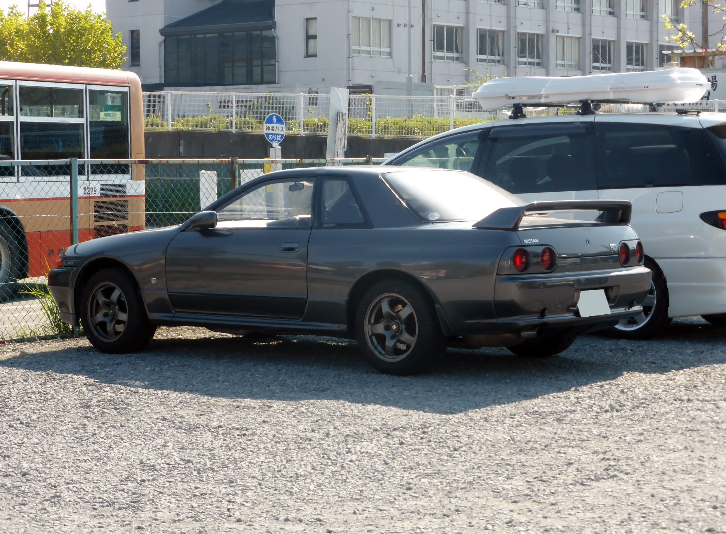 日産スカイラインGT-R BNR32 リアビュー