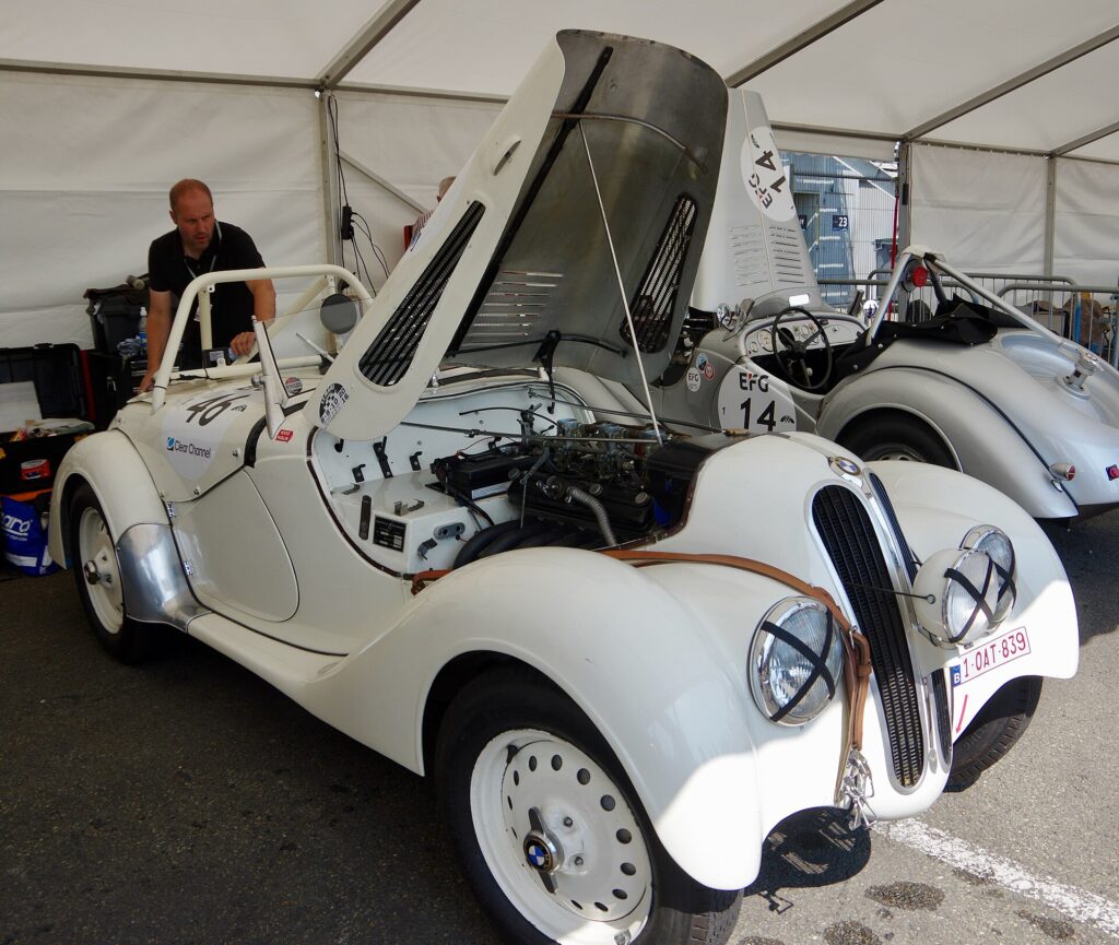 BMW 328 の外観