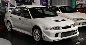 三菱 ランサー 1600 GSR の外観